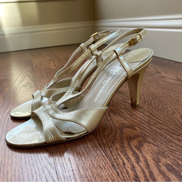 Roberto Capucci gold heels - size 9 - Picture 2 of 3
